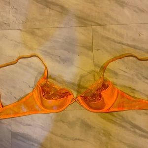 Savage x Fenty 34b bra